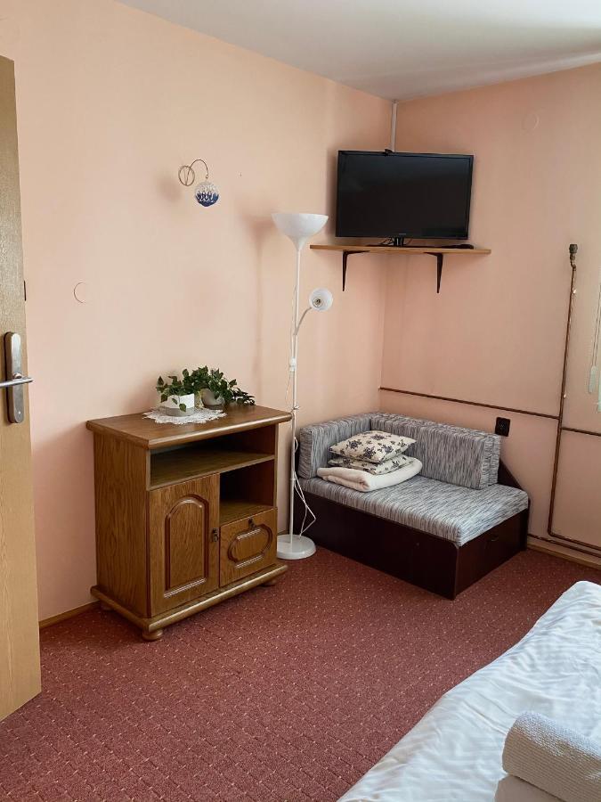 Pokoje Goscinne Pod Jaworem - Obok Pieknego Szlaku Wzdluz Rzeki Bialka, 1Km Do Stokow Kotelnica Luaran gambar